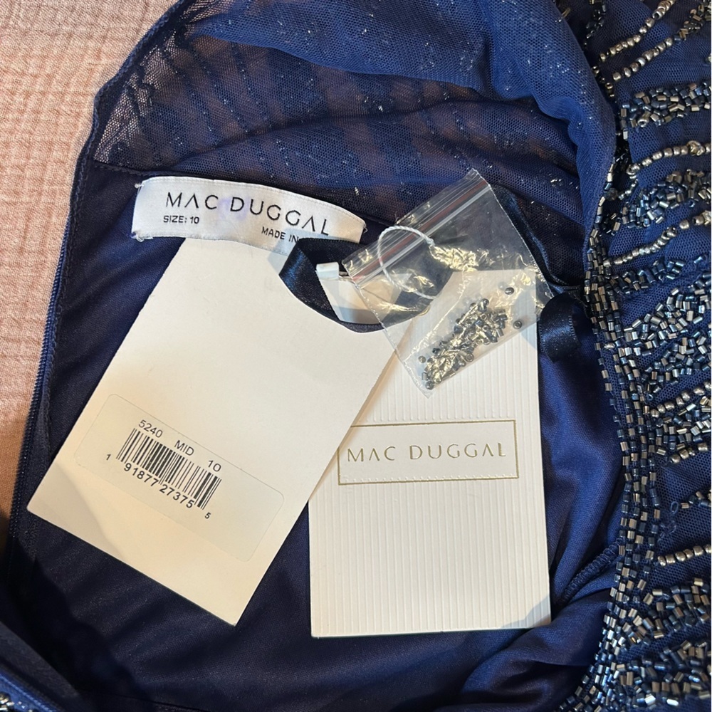 NWT Mac Duggal Midnight Long Sleeve Silver Beaded Column Gown, size 10 - Picture 10 of 10